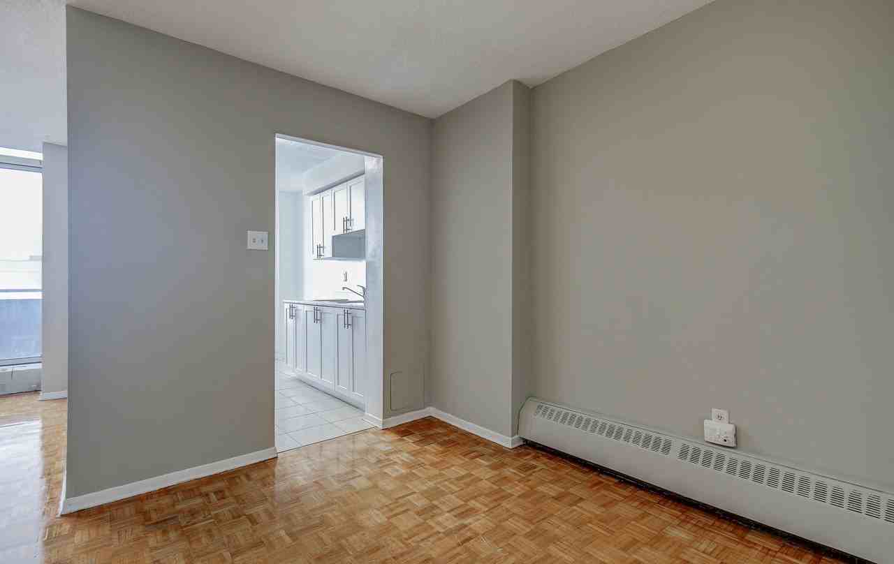 15 & 37 Eastbourne Dr. - Photo 7 of 35