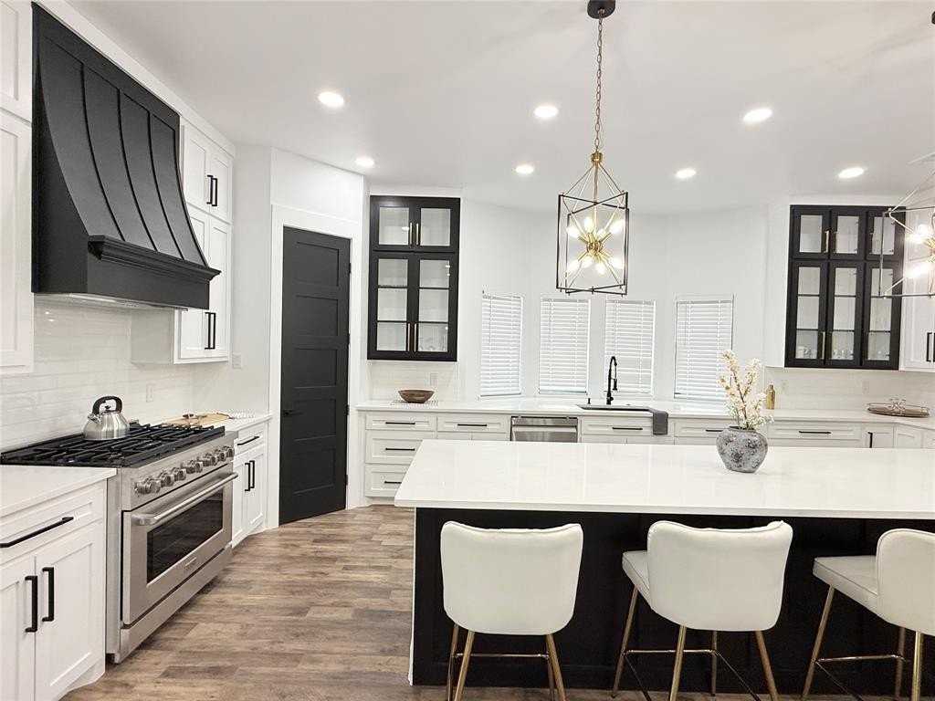 4602 Sycamore St - Photo 6 of 24