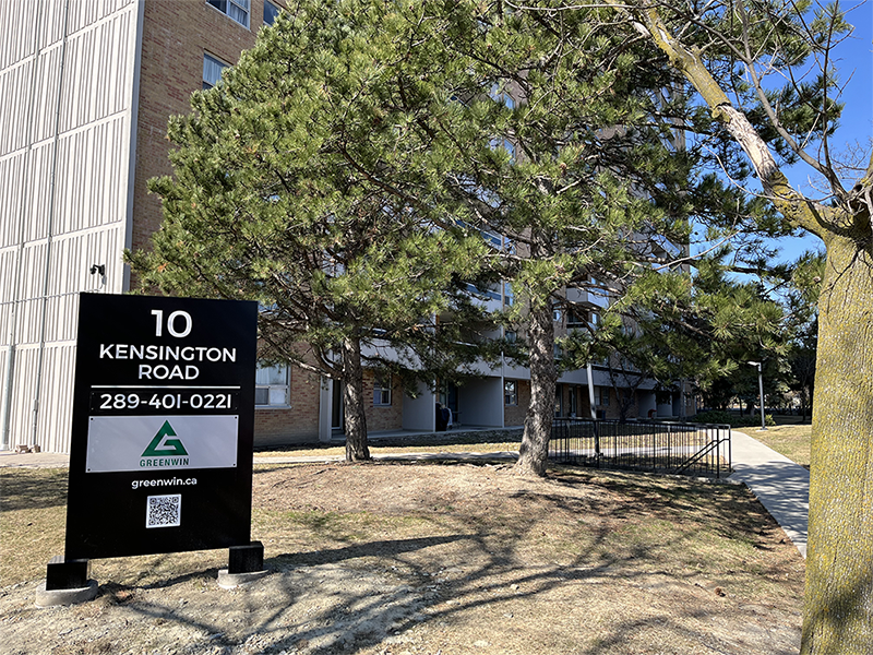 10 Kensington Rd. - Photo 2 of 19