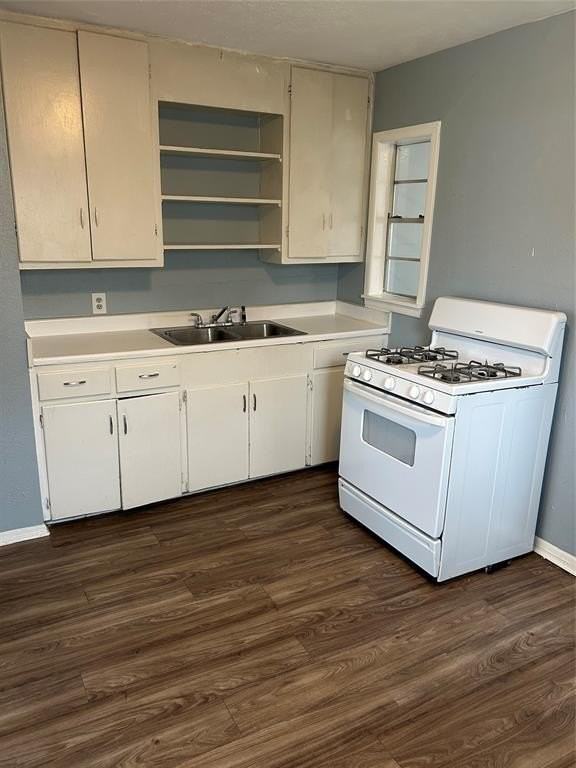 409 Wildwood Dr - Photo 3 of 9