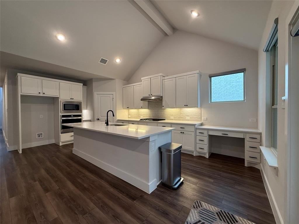 538 Torrey Pines Cir - Photo 4 of 30