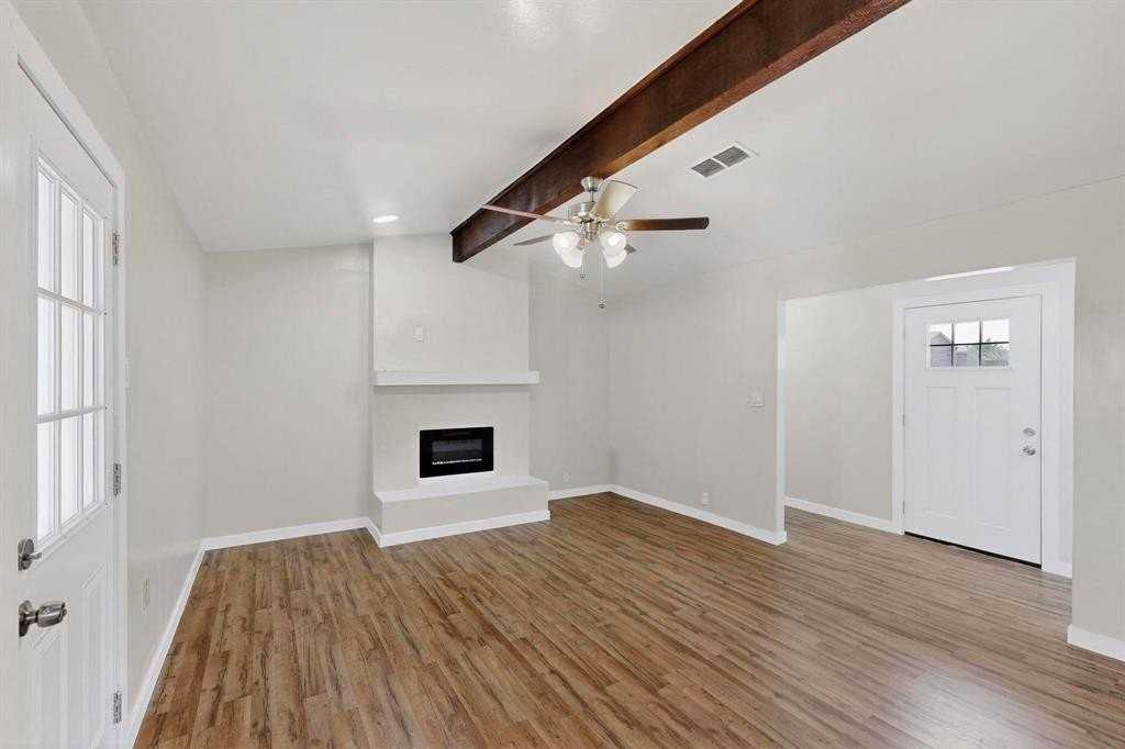 1407 El Camino Cir - Photo 3 of 26