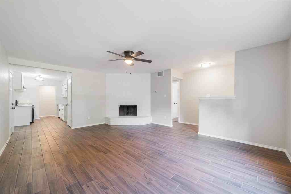 3604 Biscay Dr - Photo 3 of 18