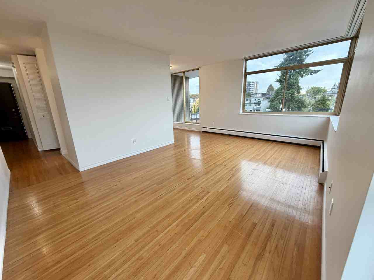 Kitsilano - Photo 3 of 23