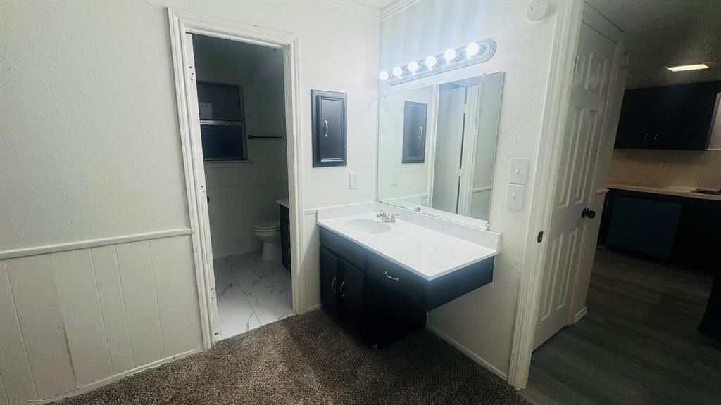 604 Towne House Ln - Photo 7 of 20