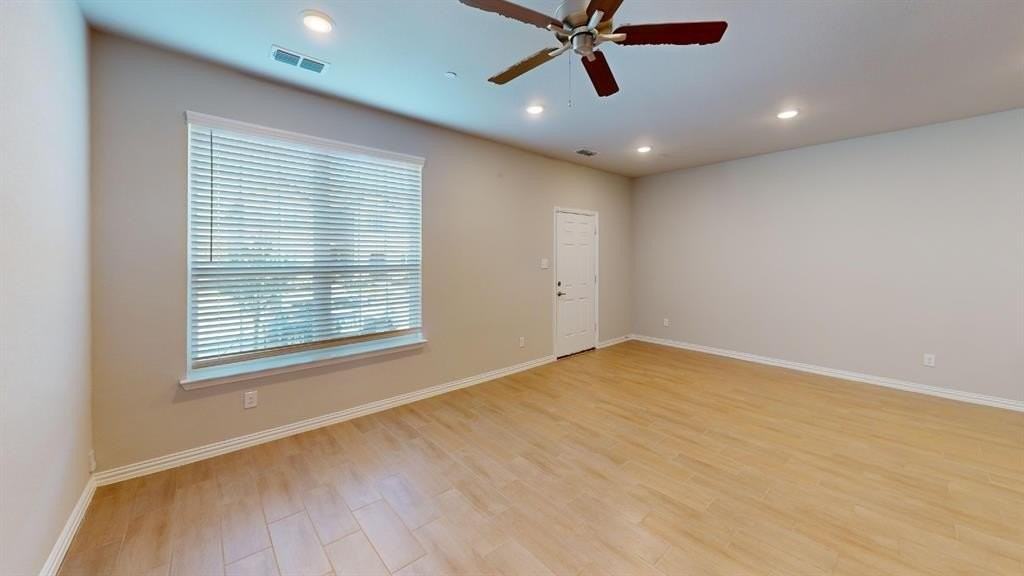 2875 Baneberry Ln - Photo 6 of 20