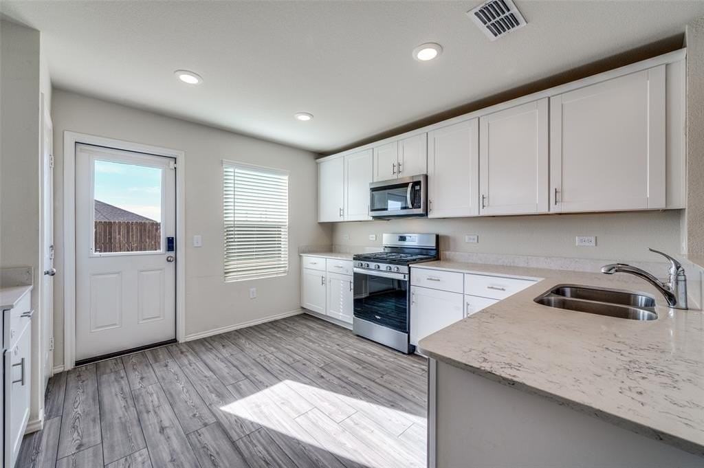 14004 Haggerston Dr - Photo 5 of 16