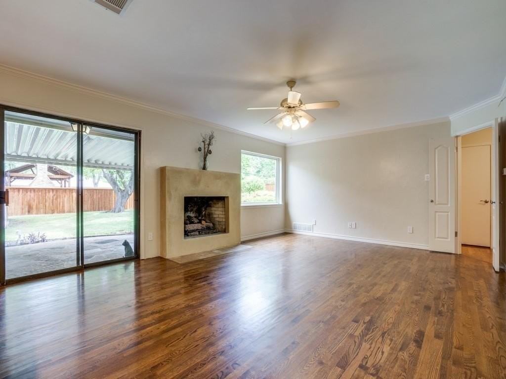 3731 Vancouver Dr - Photo 4 of 26