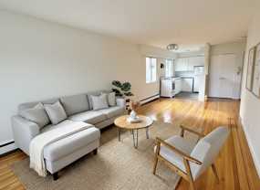 Kitsilano Low rise Apartment - Photo 1 of 1