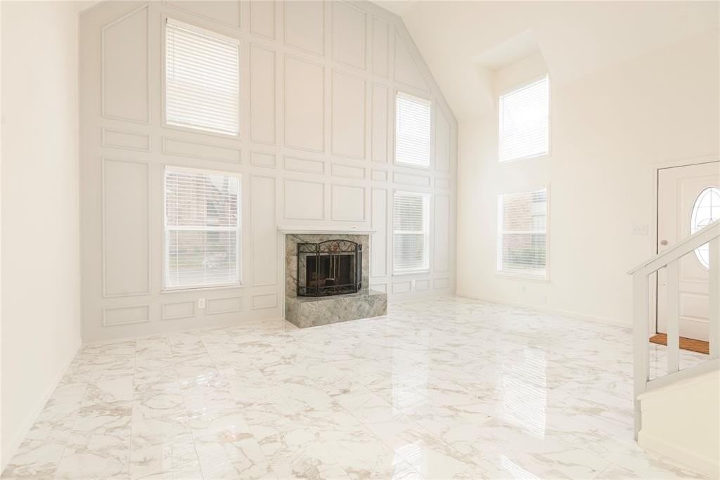 4080 Windhaven Ln - Photo 7 of 24