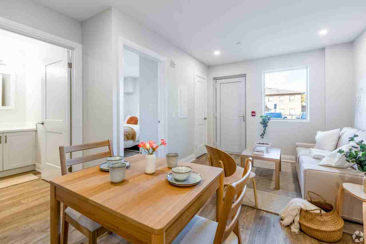 38 King Street West - Photo 4 of 8