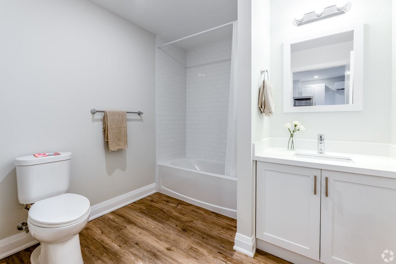 38 King Street West - Photo 6 of 8