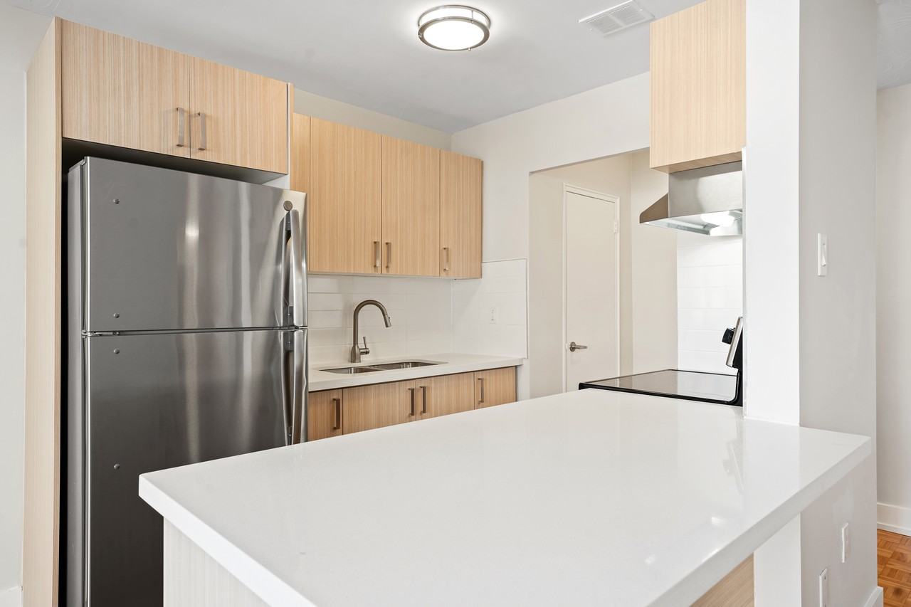 26 Park Street Apartments in Mississauga - Photo 7 of 27