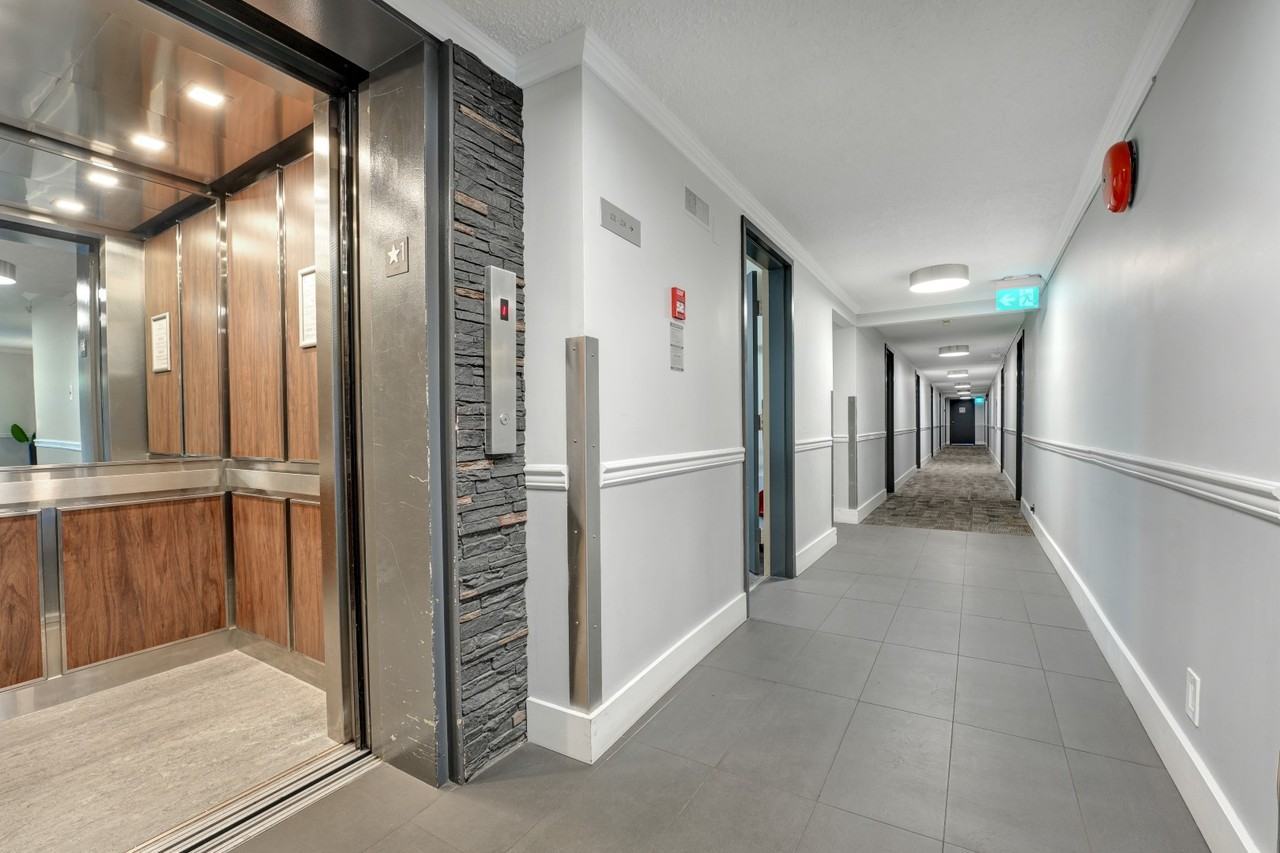 Mount Benson Arms - Photo 5 of 19