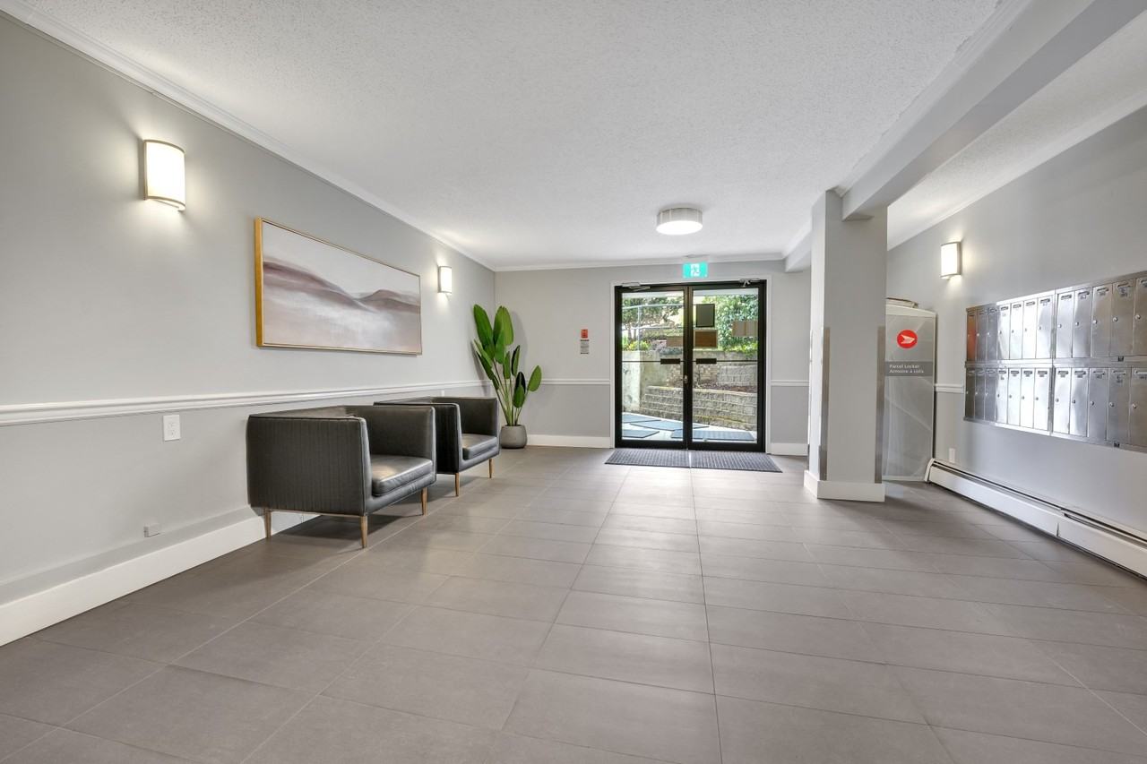 Mount Benson Arms - Photo 6 of 19