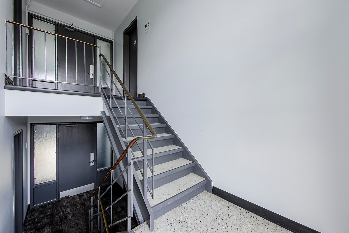 5-19 Amos Avenue & 340-358 Erb Street West - Photo 7 of 11