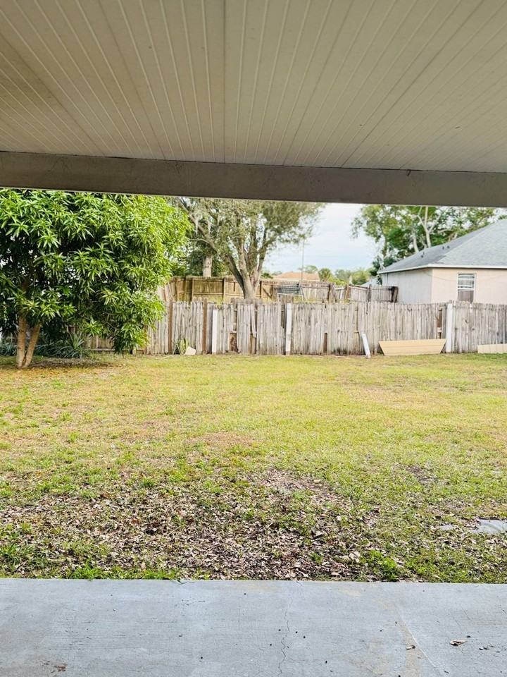 810 Veronica Cir - Photo 4 of 13