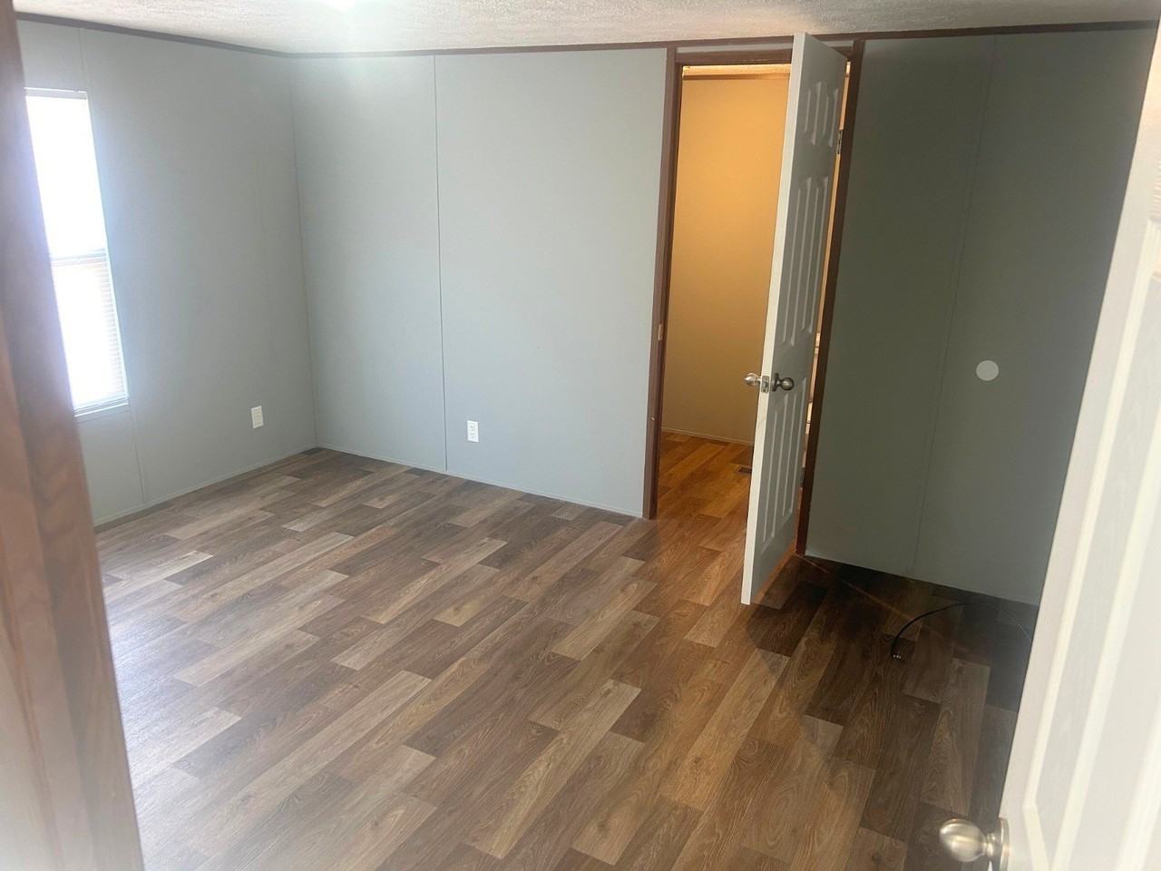 45 Celia Dr - Photo 3 of 4