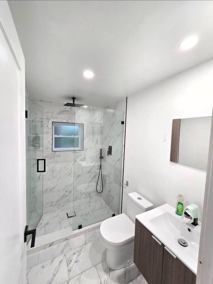 1815 Sw 67th Ct #3 - Photo 3 of 7