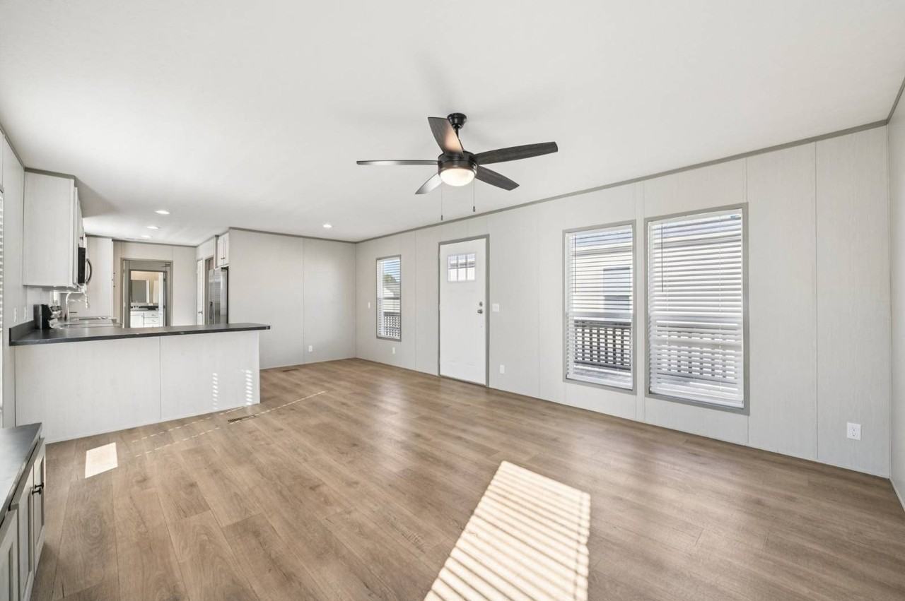 1626 American Dr - Photo 5 of 22