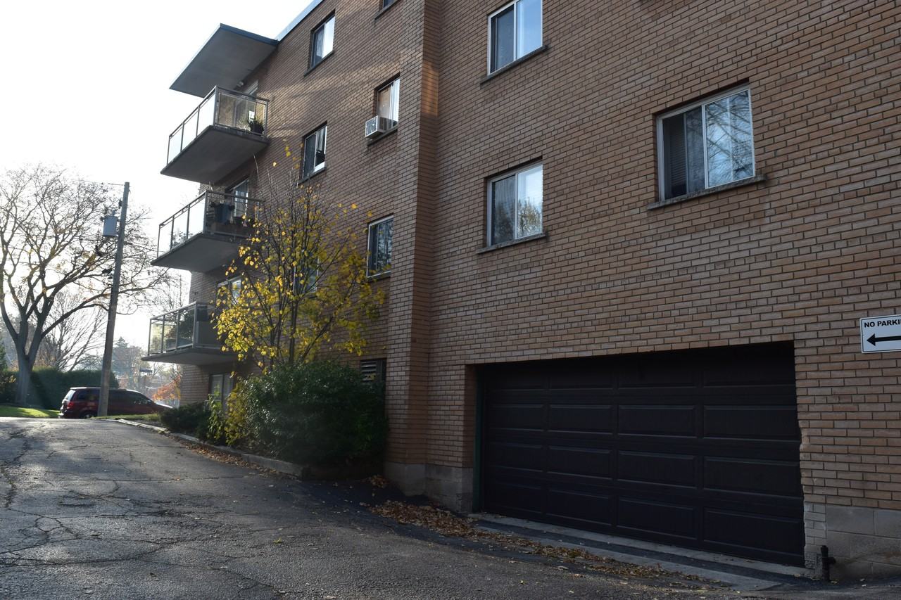 367 St. Paul - Photo 3 of 3