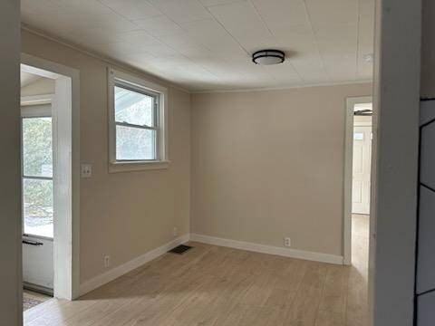 606 Broadway - Photo 4 of 8
