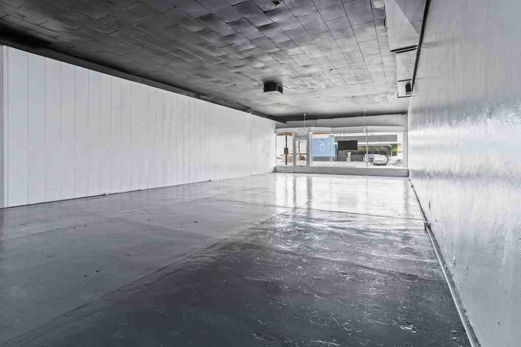 107 W Broadway - Photo 7 of 9