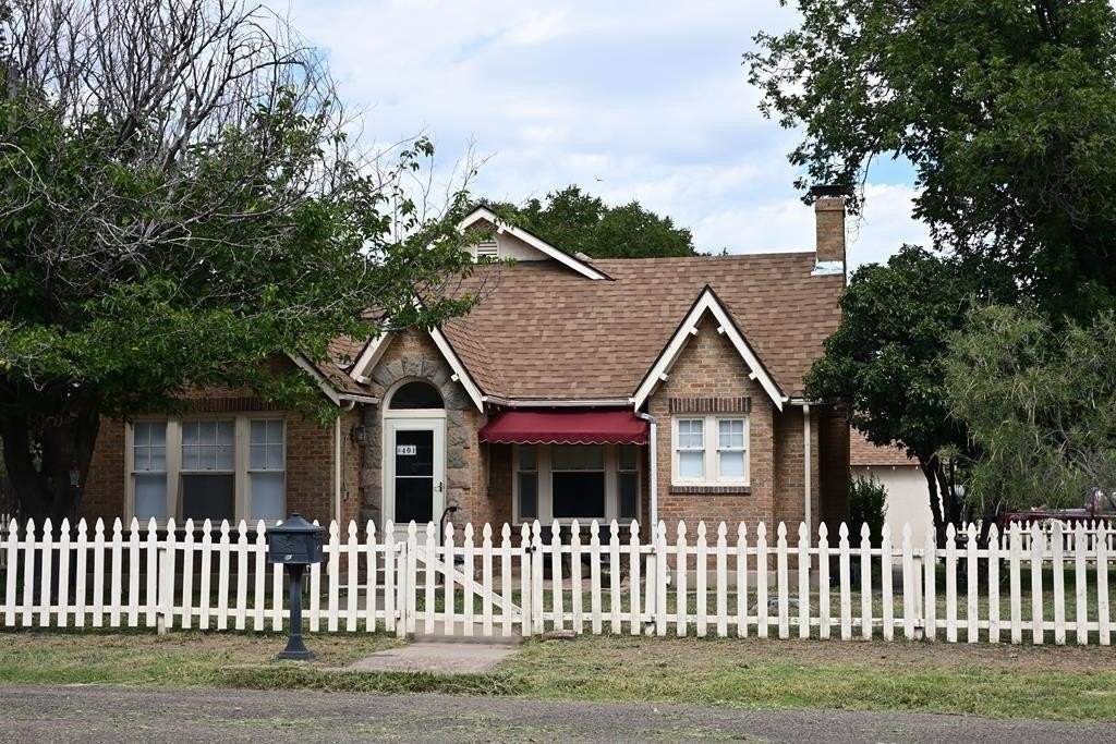 401 W Nations St - Photo 2 of 18