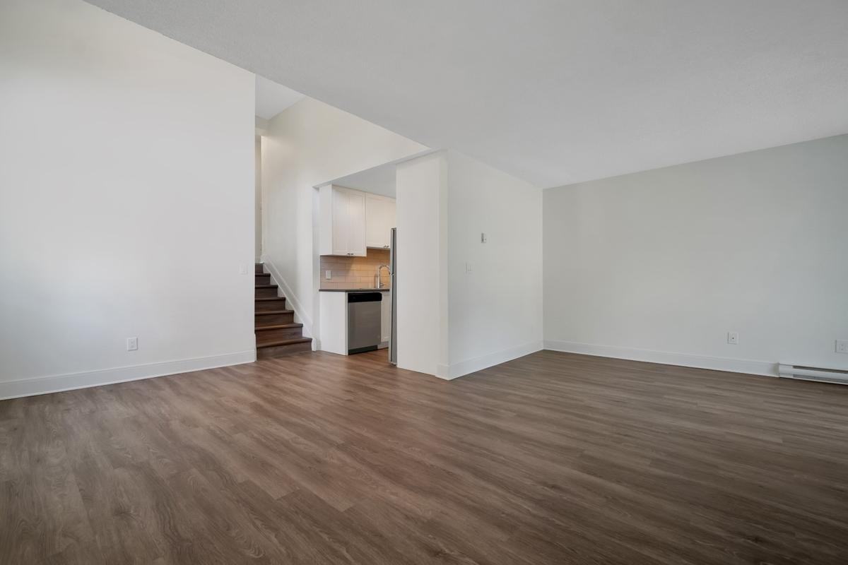 847 Howard Avenue - Photo 2 of 20