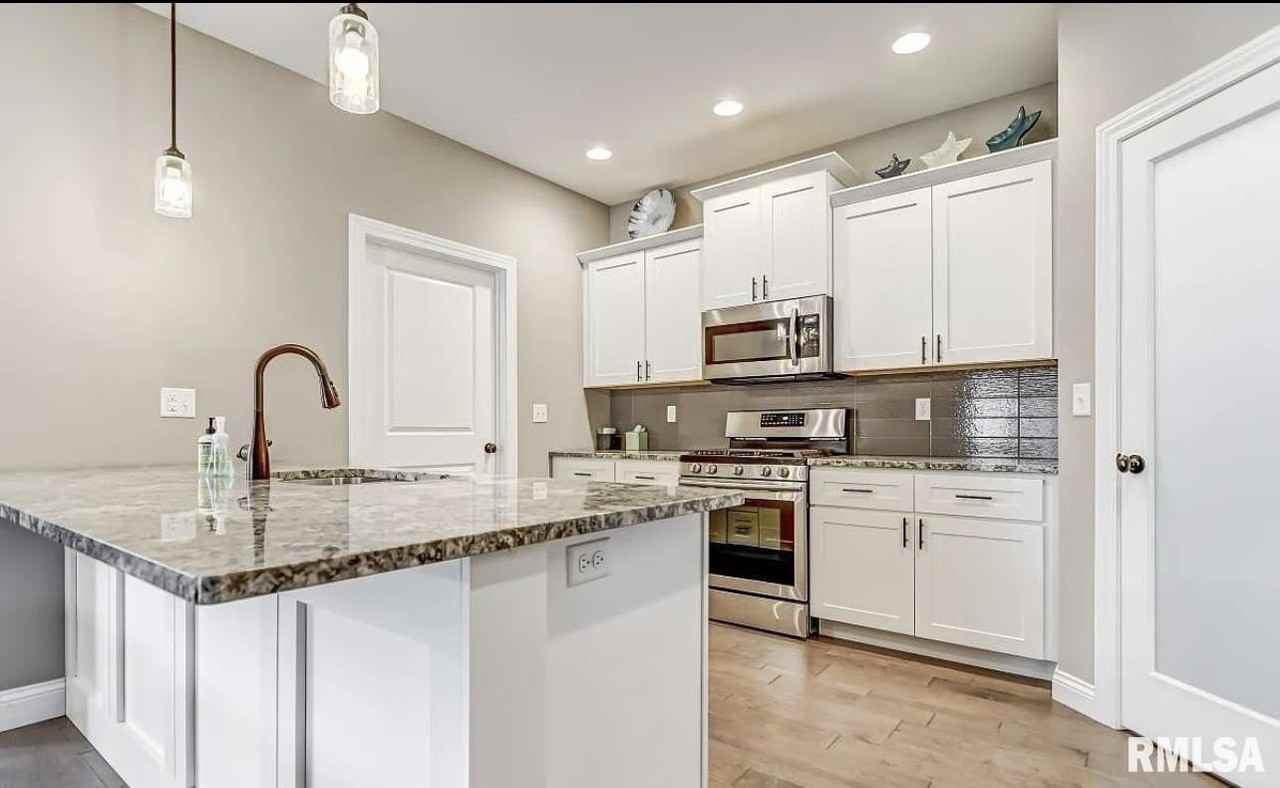 3309 Telford Dr - Photo 6 of 19