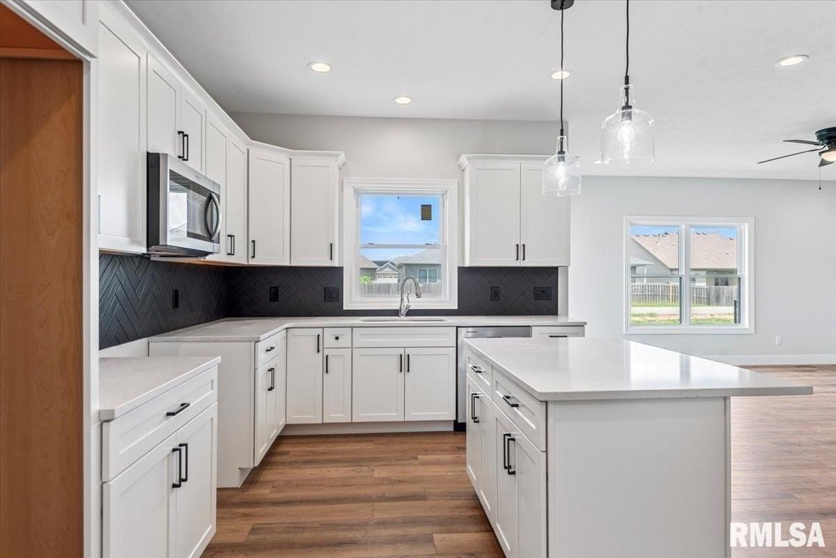 4621 Eugene Ct - Photo 7 of 22