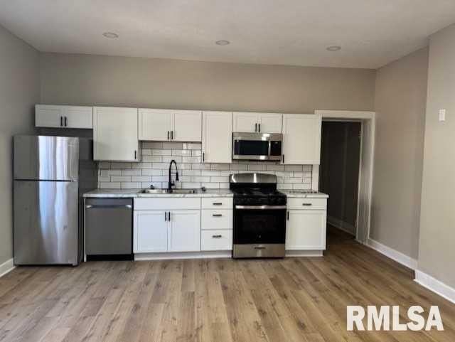 500 S Douglas Ave Apt B #B - Photo 4 of 14