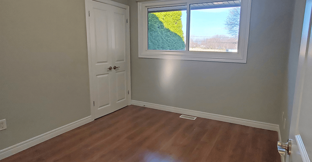 240 Lakeshore Road - Photo 7 of 15