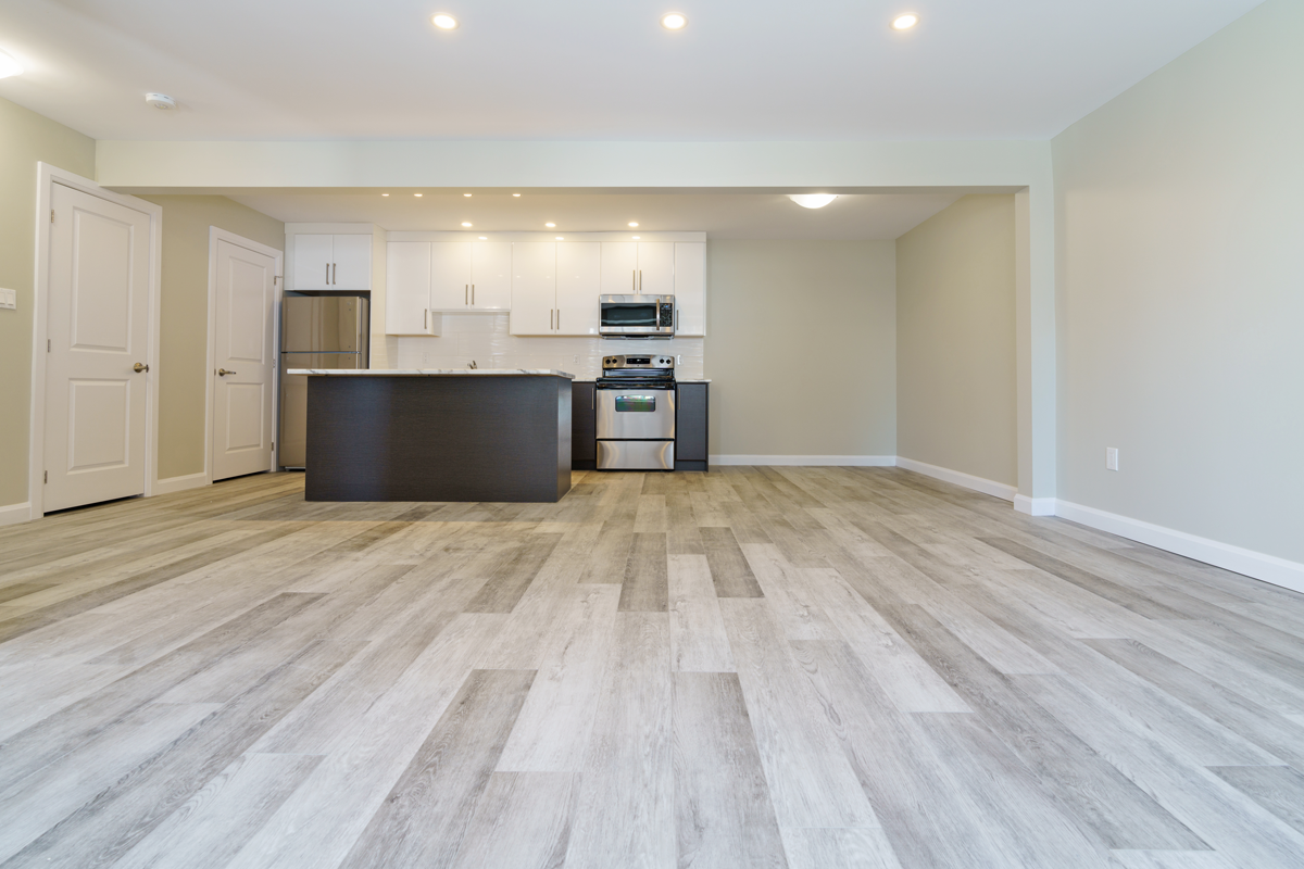 889 Chestnut Crescent - Photo 3 of 43