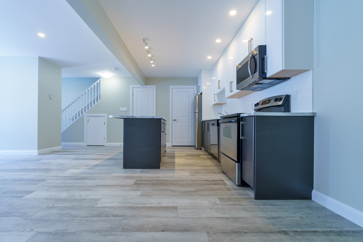 889 Chestnut Crescent - Photo 7 of 43