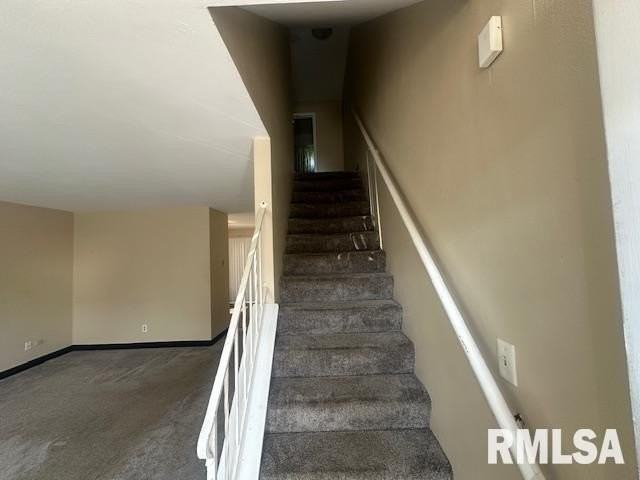 1331 W Jeth Ct - Photo 7 of 12