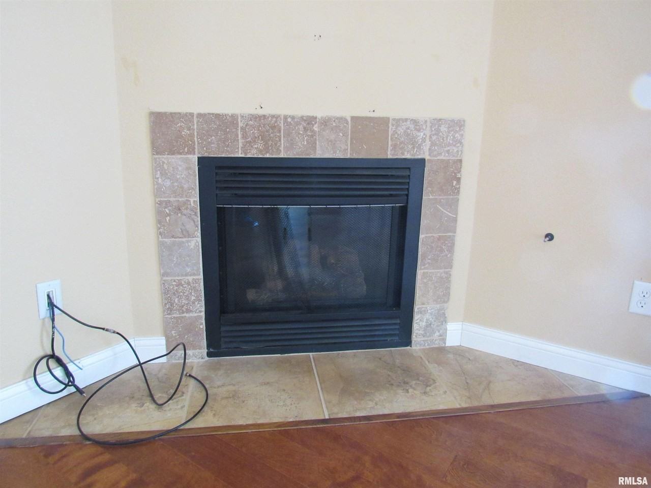 1007 Mallard Way - Photo 5 of 13