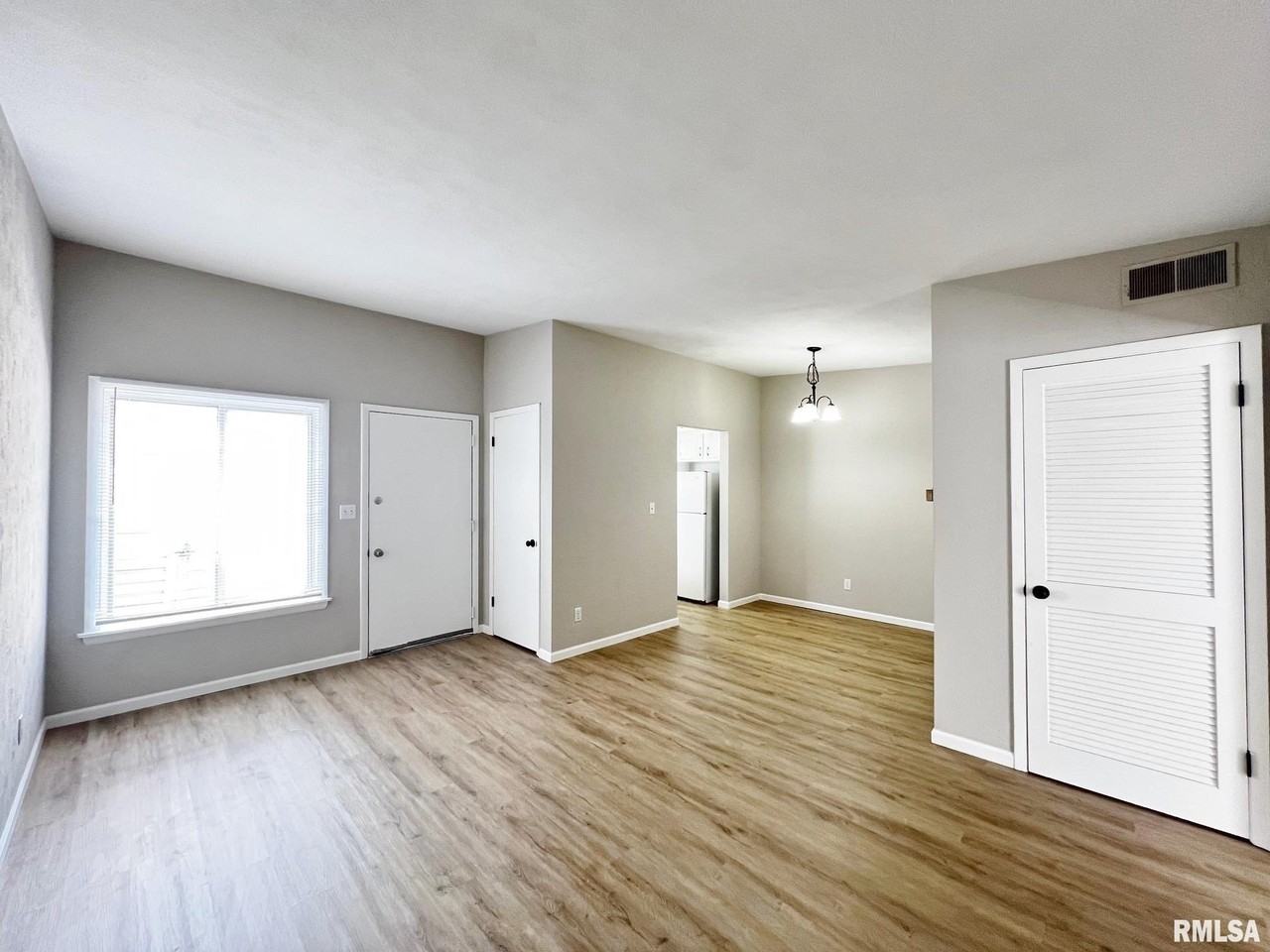 6809 N Frostwood Pkwy Unit A43 #A43 - Photo 7 of 17