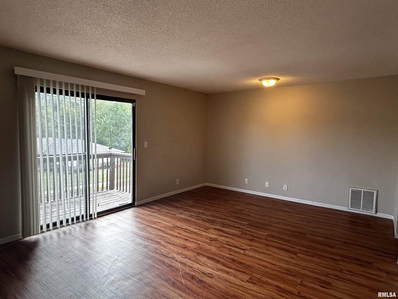 3417 W BASKIN RIDGE Court unit: 10 #10 - Photo 5 of 16