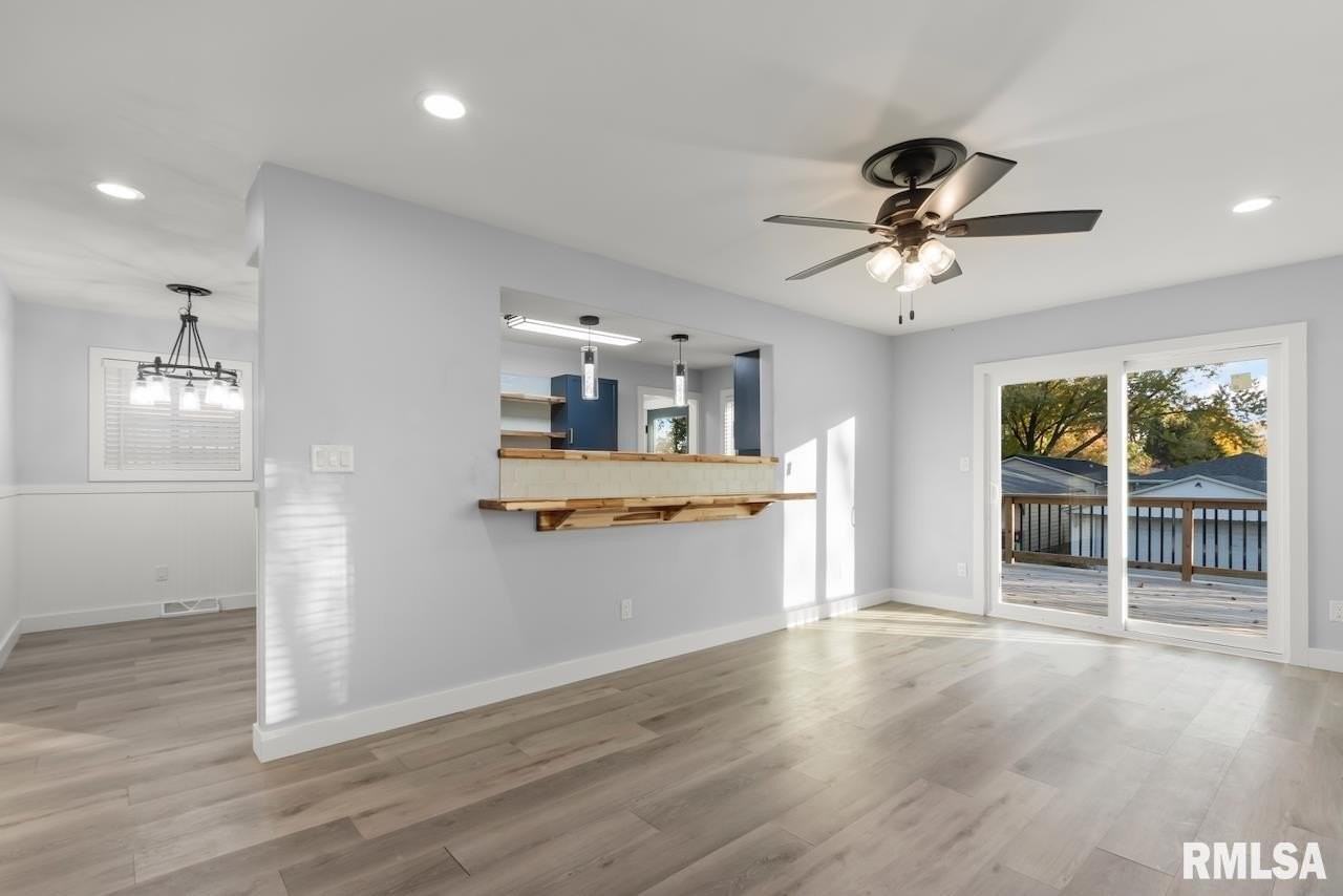 1900 E Knox St - Photo 3 of 34