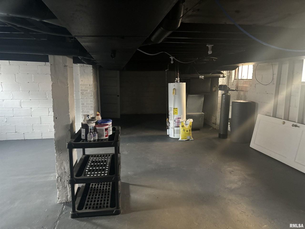 2623 W Rohmann Ave - Photo 6 of 13