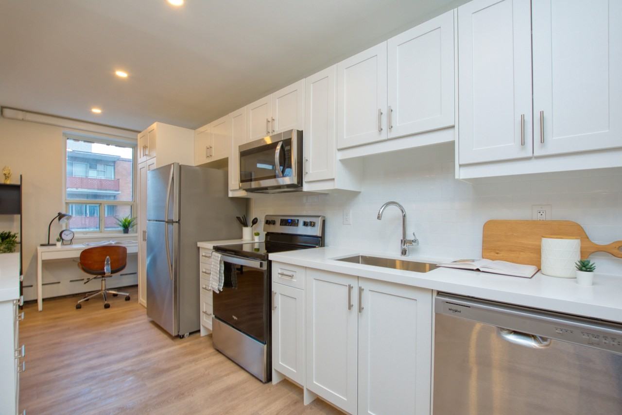 2293 Eglinton Avenue East - Photo 2 of 23