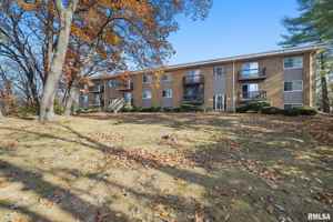 featured image of 2913 W Cannes Dr Apt C #C