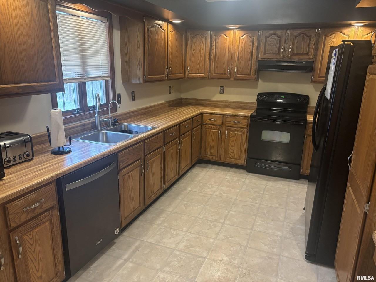 705 Crestview Dr - Photo 6 of 12