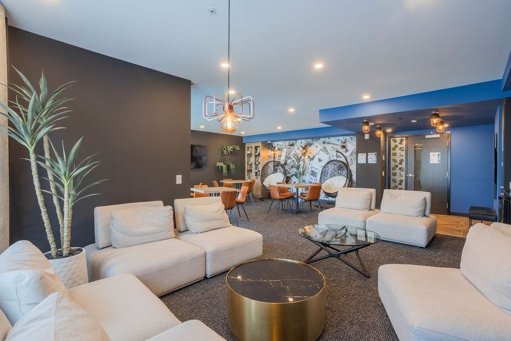 Cité M - Photo 2 of 44