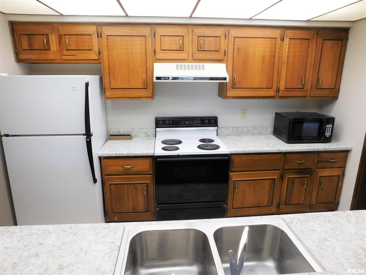 1013 E Jackson St - Photo 7 of 19