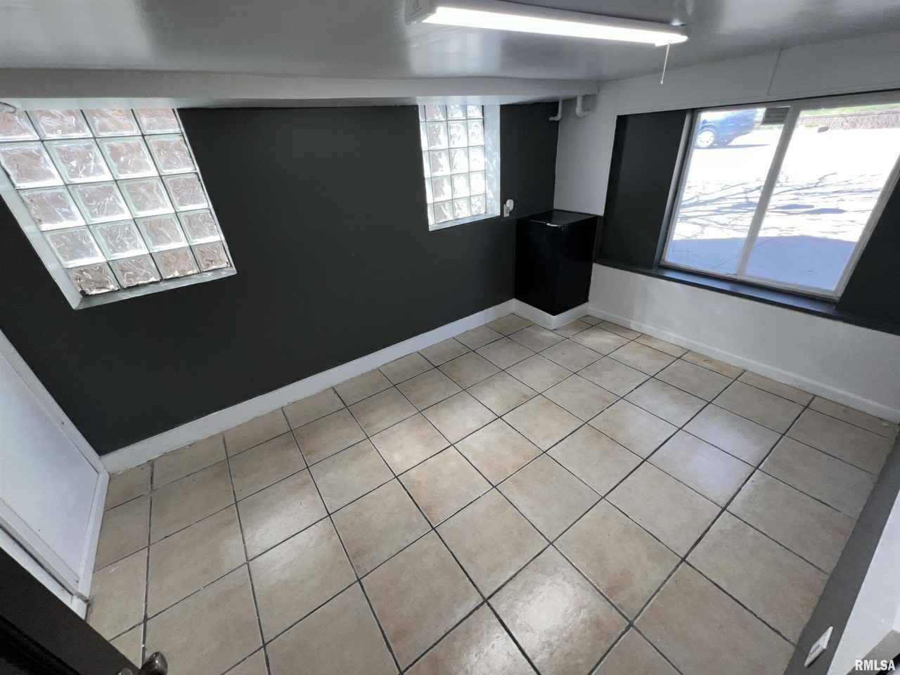 416 W Main St Ste A #A - Photo 6 of 13