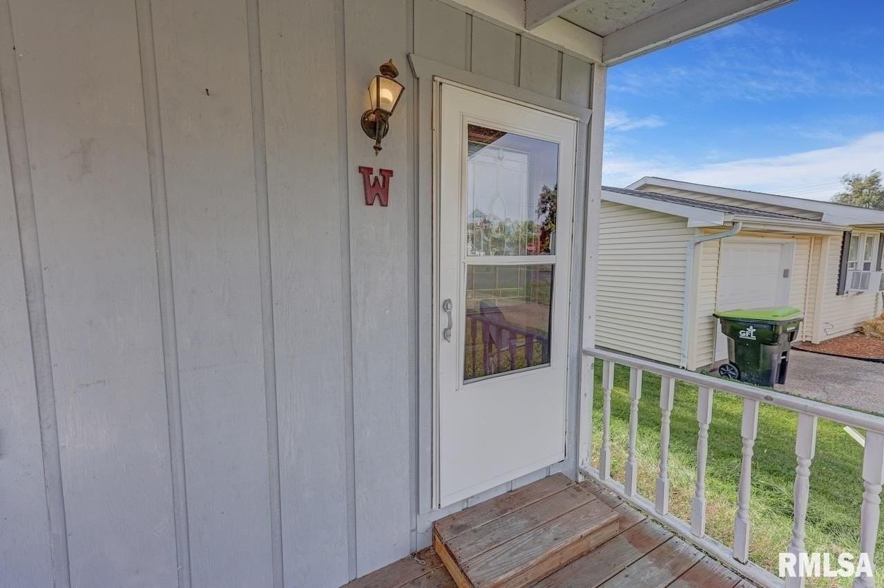 103 E 2nd St Unit W #W - Photo 3 of 17