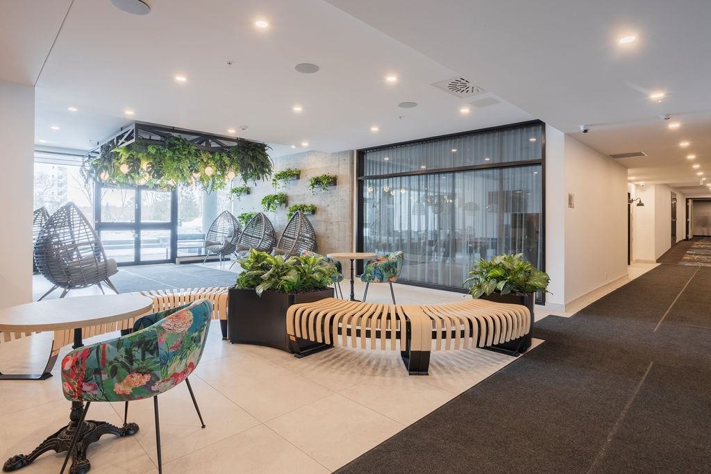 Consolata - Photo 2 of 47