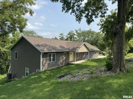 featured image of 18 Elmwood Dr